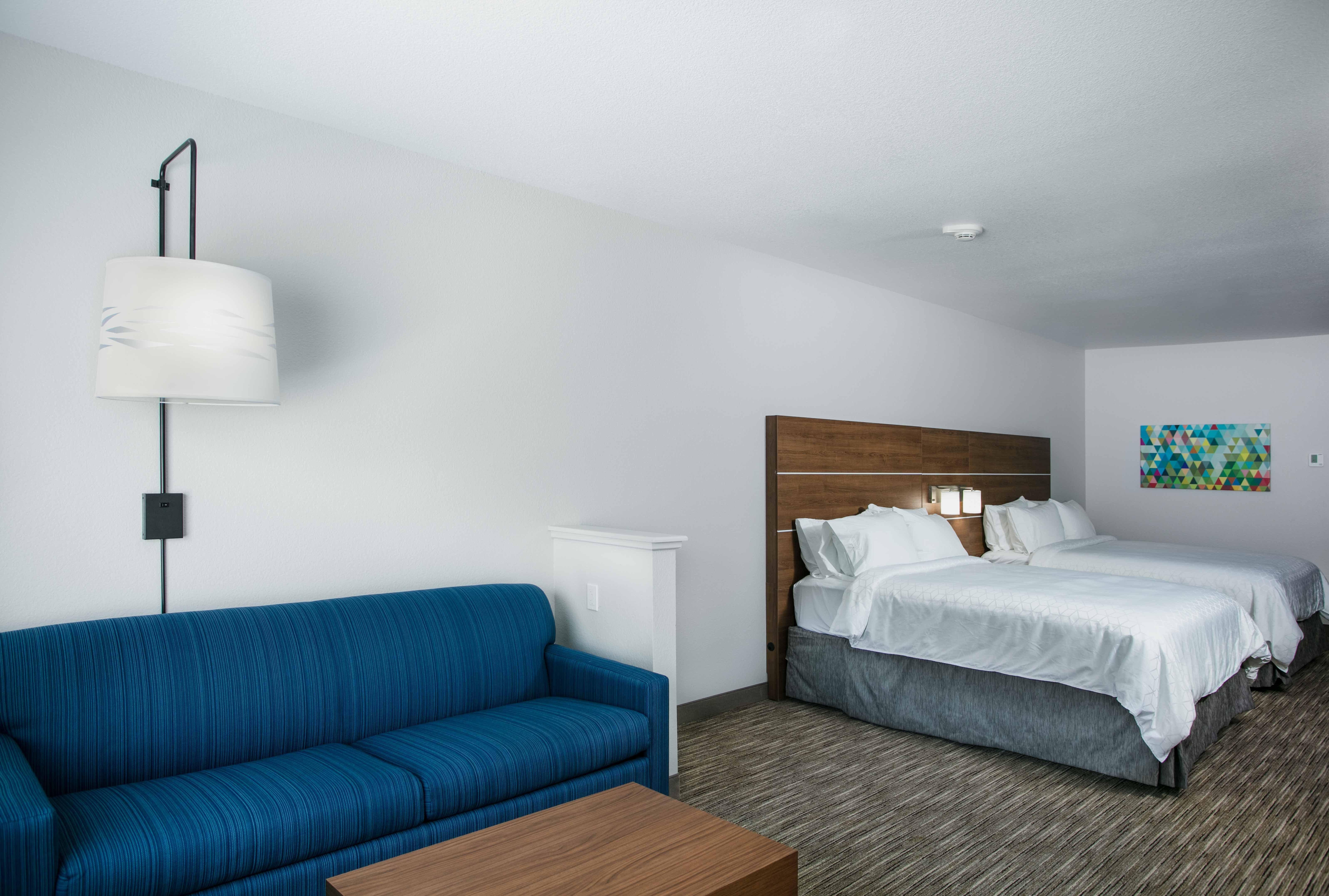 Holiday Inn Express & Suites Oakhurst-Yosemite Park Area By Ihg Ngoại thất bức ảnh