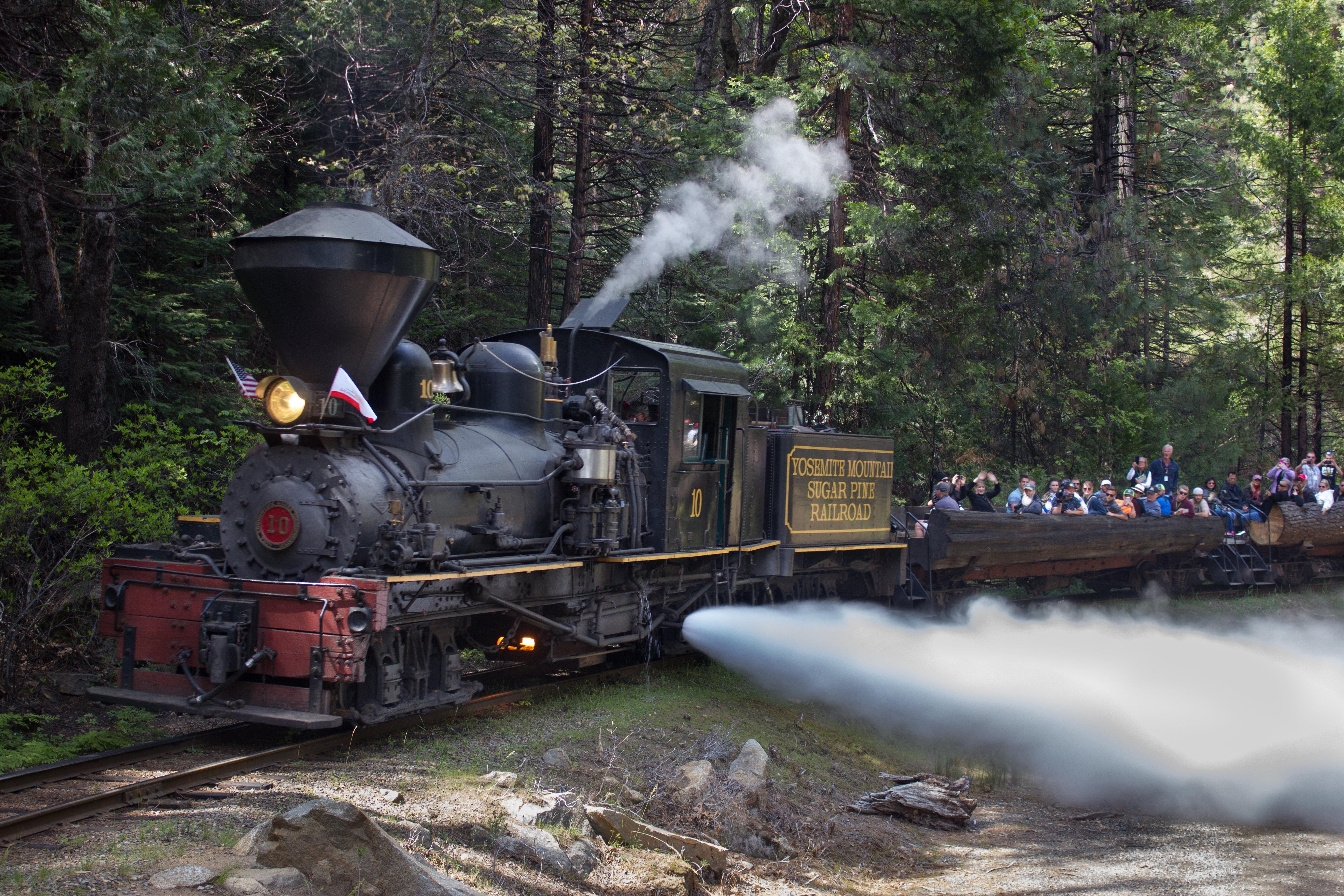 Holiday Inn Express & Suites Oakhurst-Yosemite Park Area By Ihg Ngoại thất bức ảnh